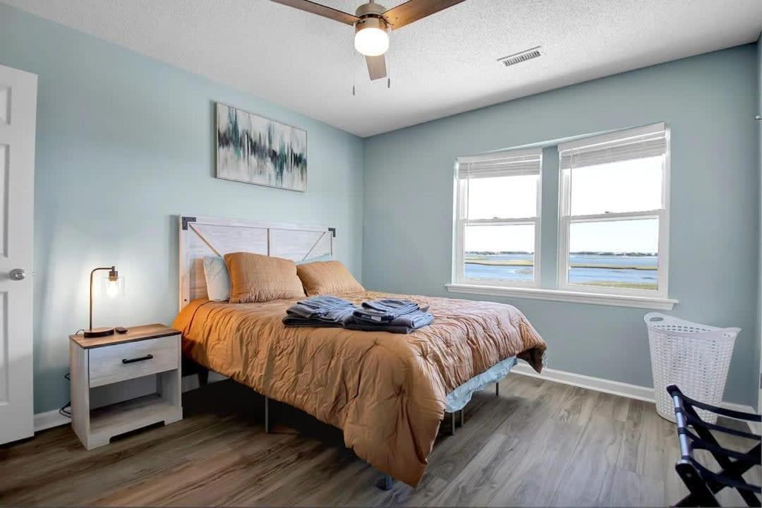 Surf City Serene Waterfront Vacation Home Dış mekan fotoğraf